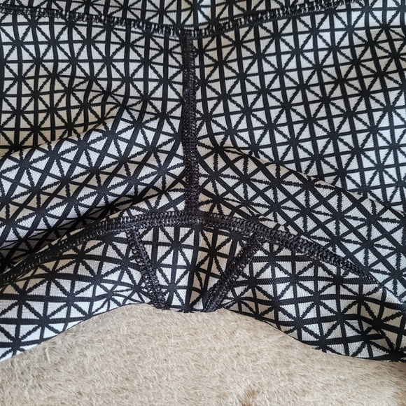 Lululemon Wunder Under Pant Full-On Luon Tri Geo Silver Spoon Black size 2 - Picture 9 of 12